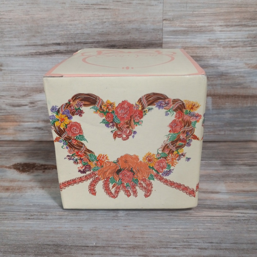 Vintage 1989 Potpourri Press Chelsea Floral Heart Mug 9oz New in Box Cottagecore